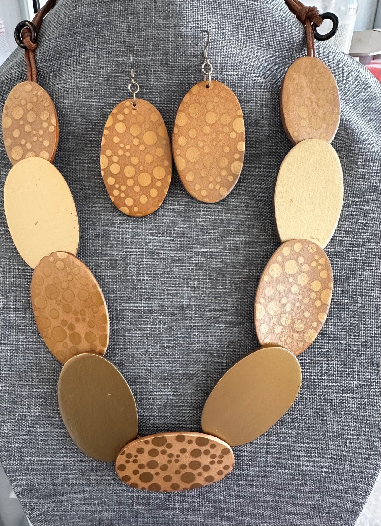 Tan Colored Wooden Necklace with Earrings